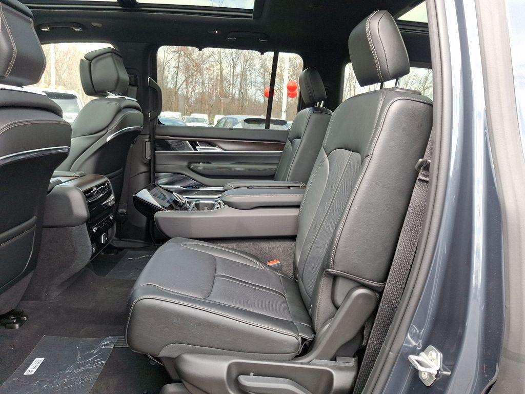 new 2025 Jeep Grand Wagoneer car, priced at $80,431
