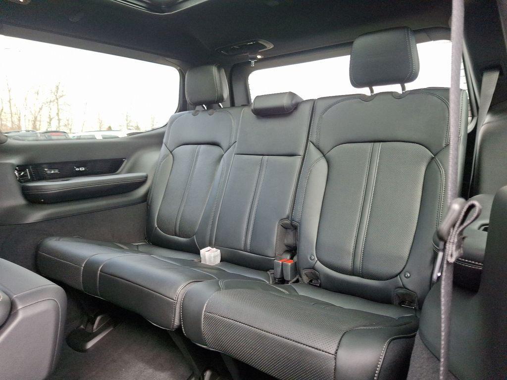 new 2025 Jeep Grand Wagoneer car, priced at $80,431