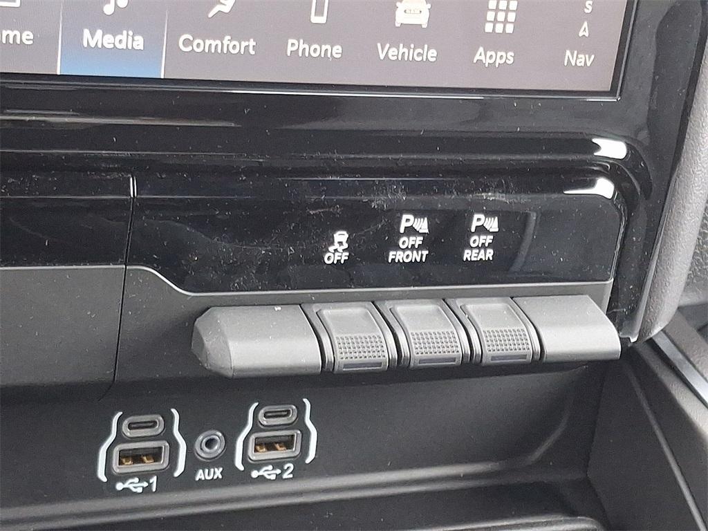new 2025 Ram 1500 car, priced at $49,716