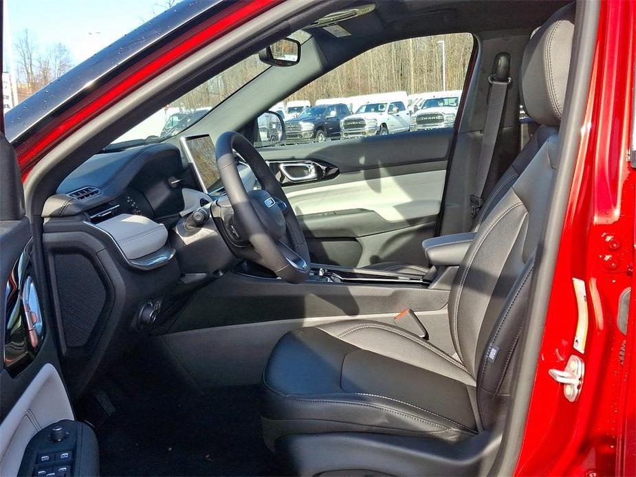 new 2025 Jeep Compass car, priced at $33,230