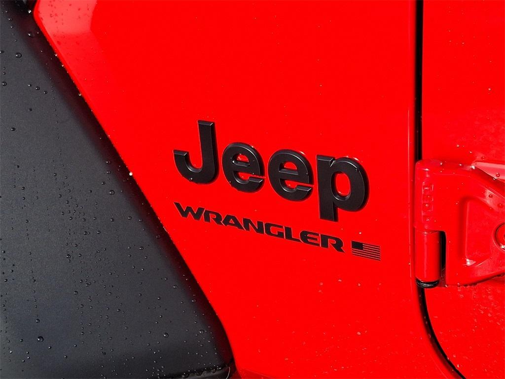 new 2025 Jeep Wrangler car, priced at $46,476