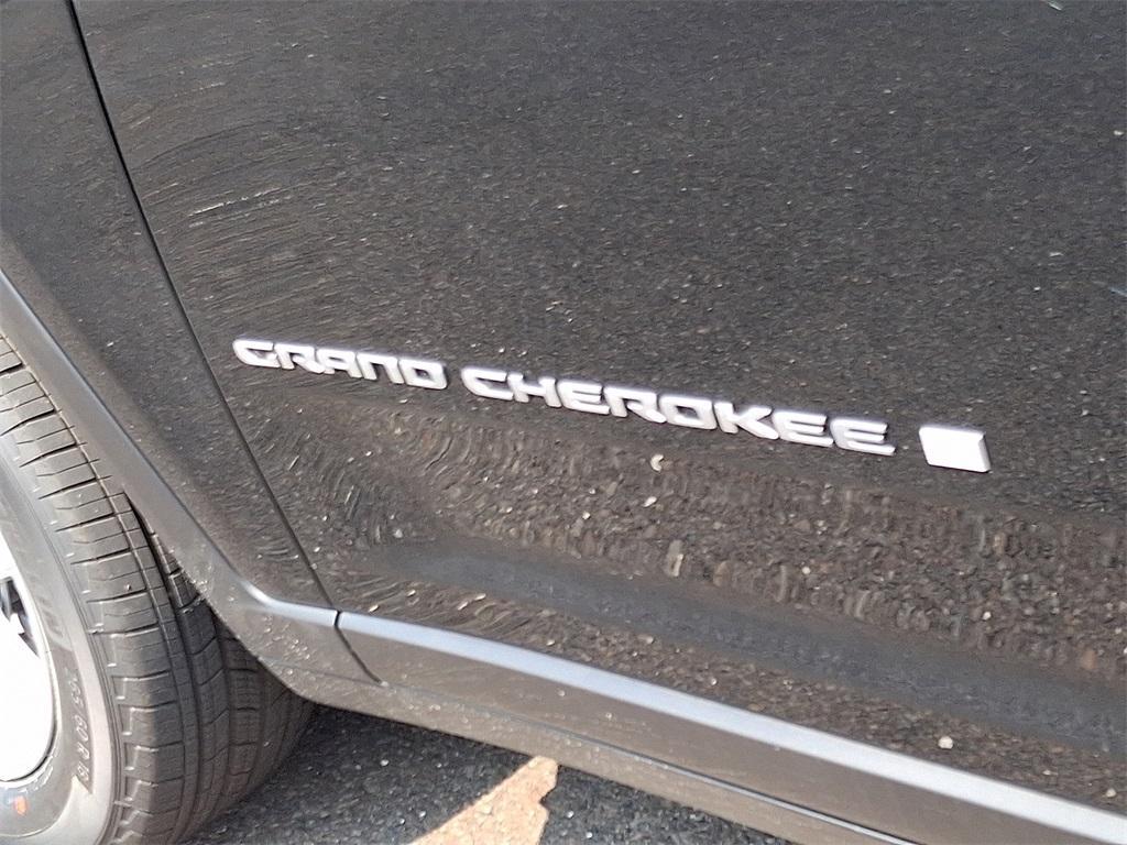 new 2025 Jeep Grand Cherokee car, priced at $41,772