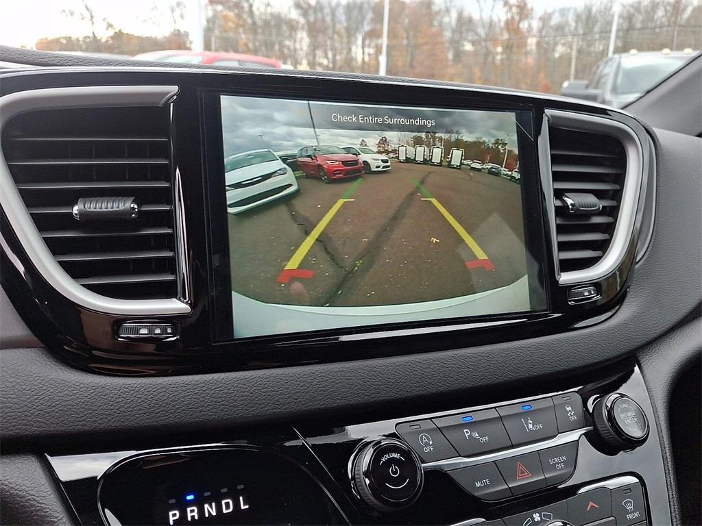 new 2026 Chrysler Voyager car