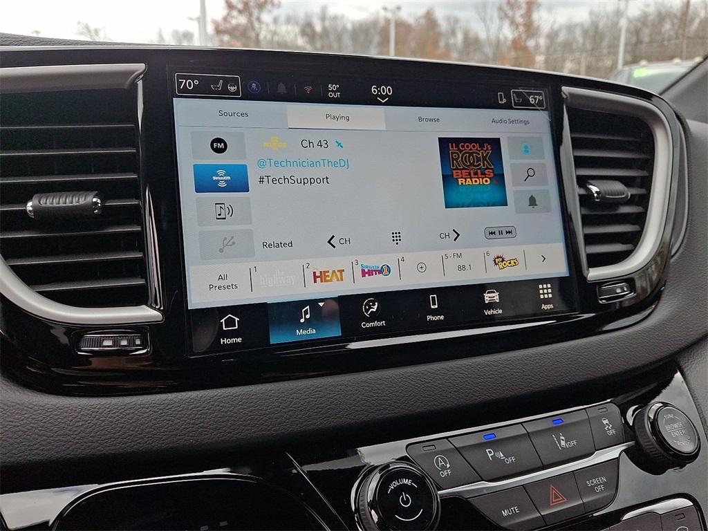 new 2026 Chrysler Voyager car