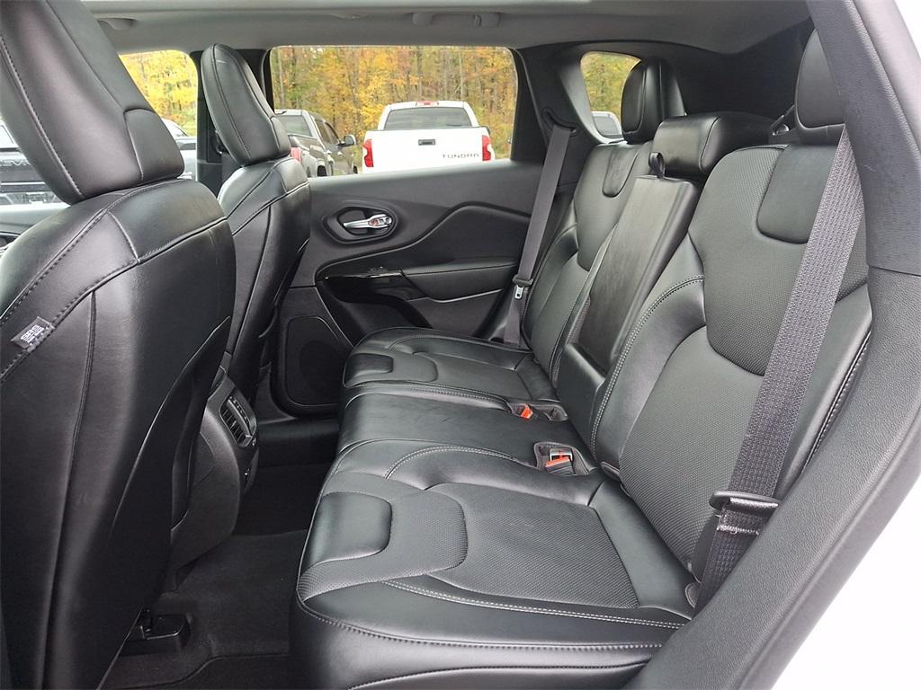 used 2023 Jeep Cherokee car, priced at $24,883