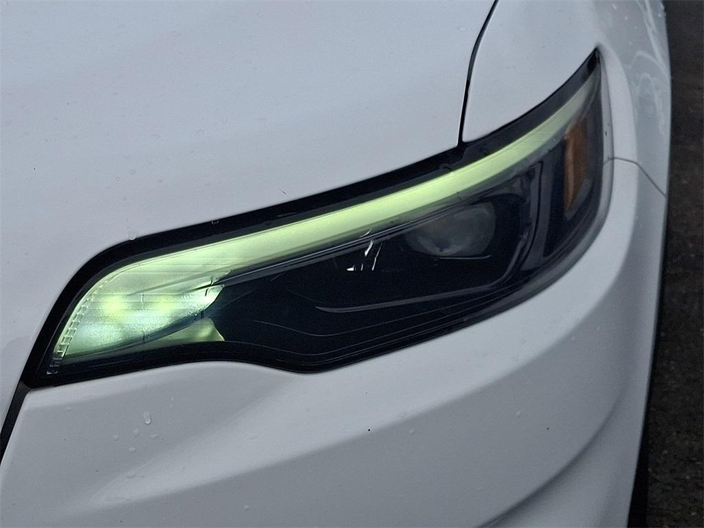 used 2023 Jeep Cherokee car, priced at $24,883