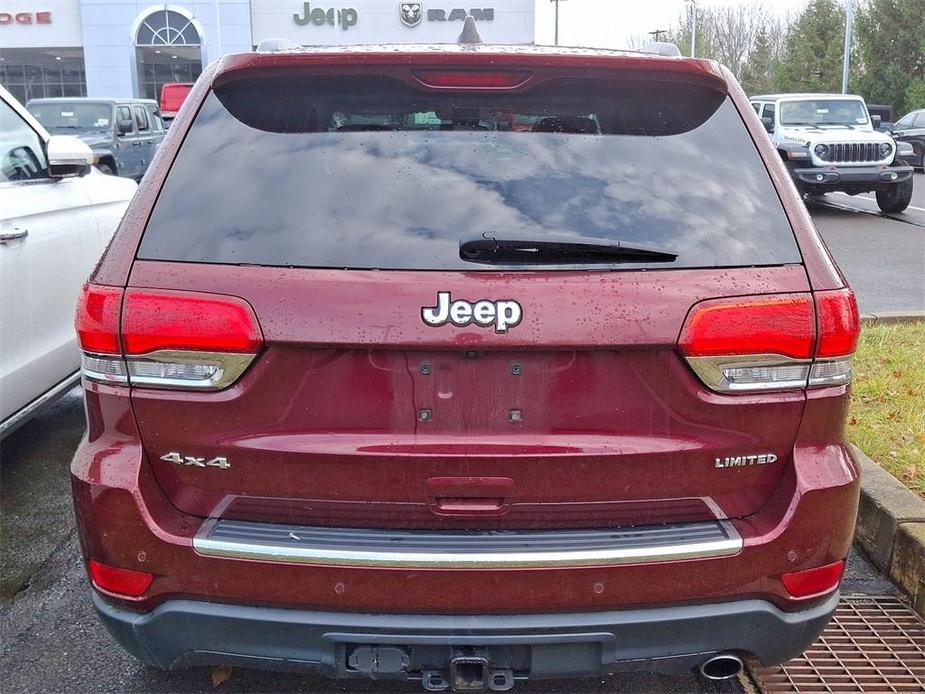 used 2017 Jeep Grand Cherokee car, priced at $15,784