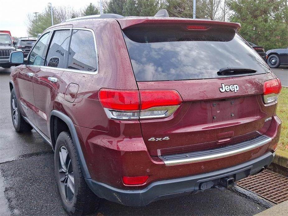 used 2017 Jeep Grand Cherokee car, priced at $15,784