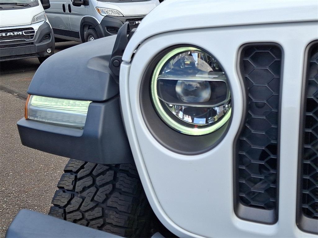 used 2020 Jeep Gladiator car, priced at $34,967