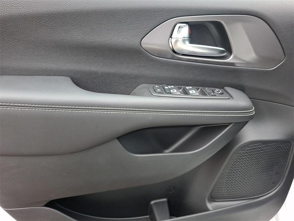 new 2026 Chrysler Voyager car