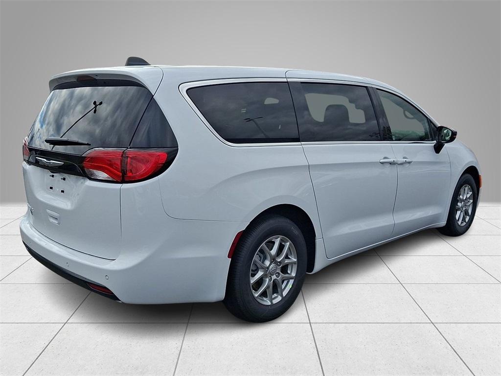 new 2026 Chrysler Voyager car