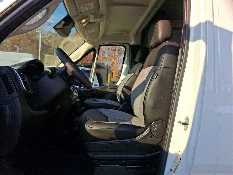 new 2024 Ram ProMaster 3500 car, priced at $51,062