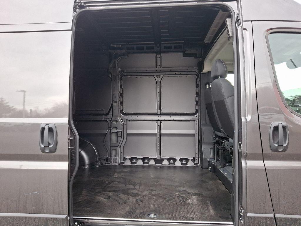 new 2025 Ram ProMaster 2500 car, priced at $48,989