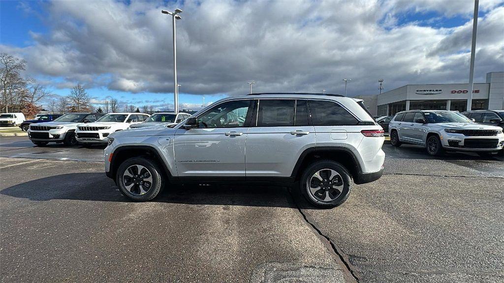 new 2024 Jeep Grand Cherokee 4xe car, priced at $55,285