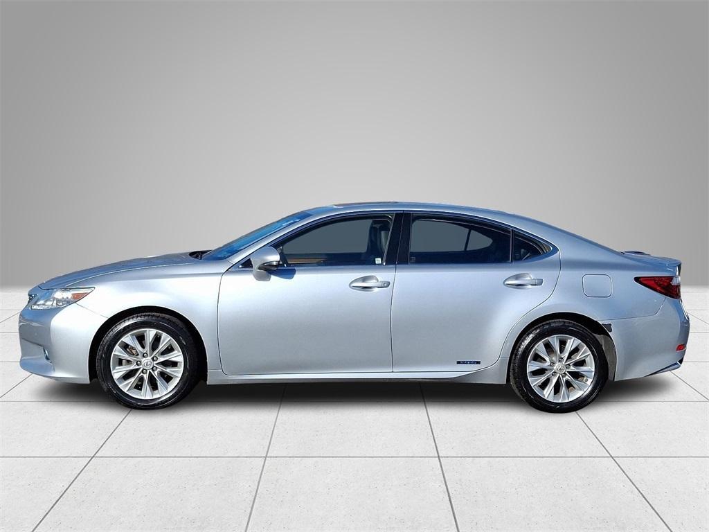 used 2013 Lexus ES 300h car, priced at $11,973