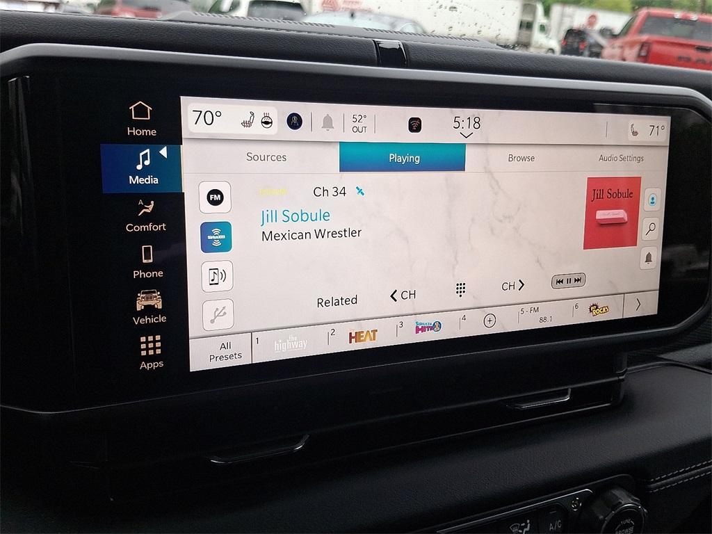new 2025 Jeep Gladiator car, priced at $50,025
