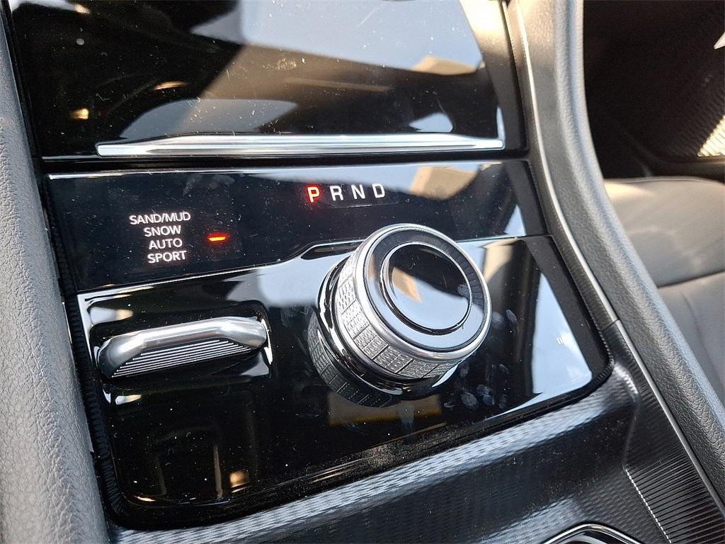 new 2025 Jeep Grand Cherokee L car, priced at $49,287
