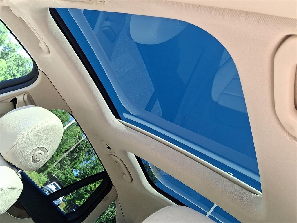 used 2018 Mercedes-Benz GLC 300 car, priced at $17,260