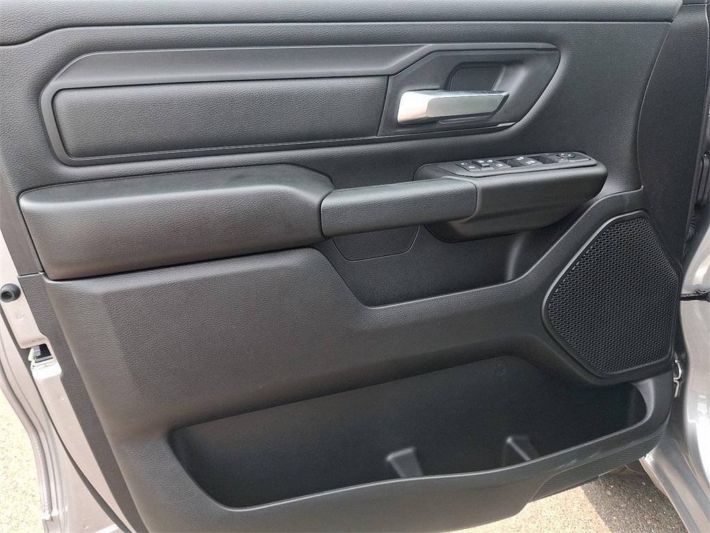 new 2025 Ram 1500 car, priced at $47,809