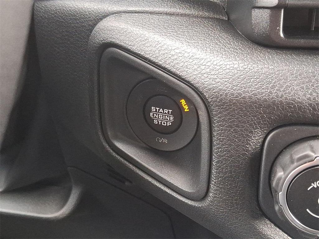 new 2025 Jeep Wrangler car, priced at $45,028
