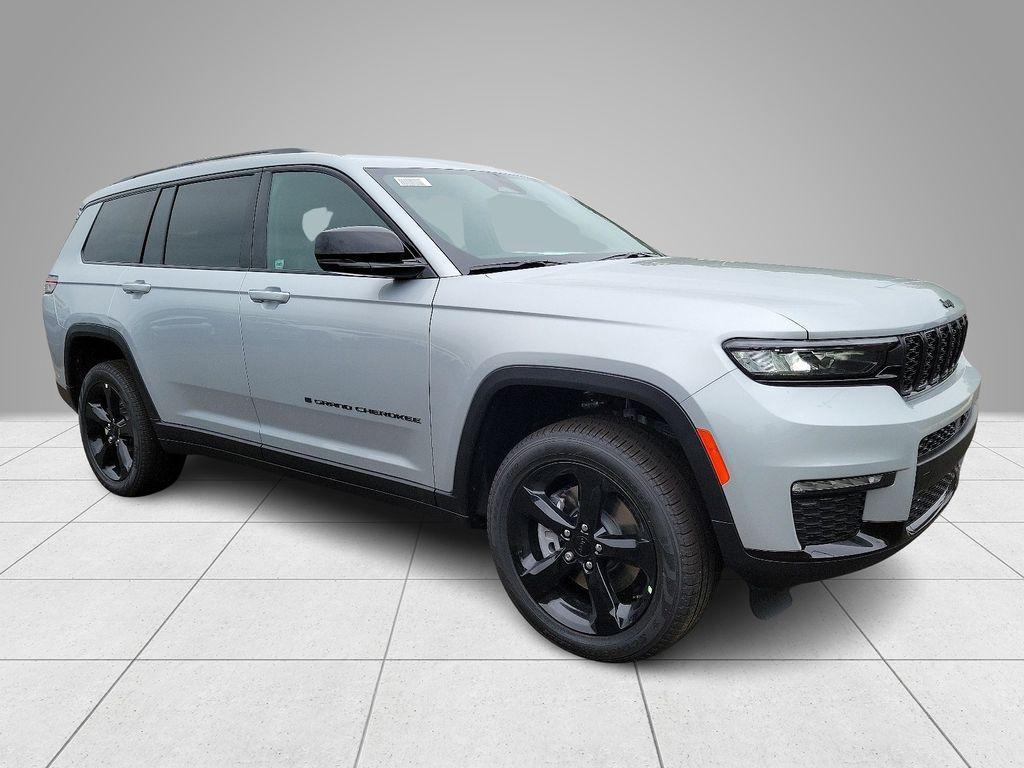 new 2024 Jeep Grand Cherokee L car, priced at $45,808