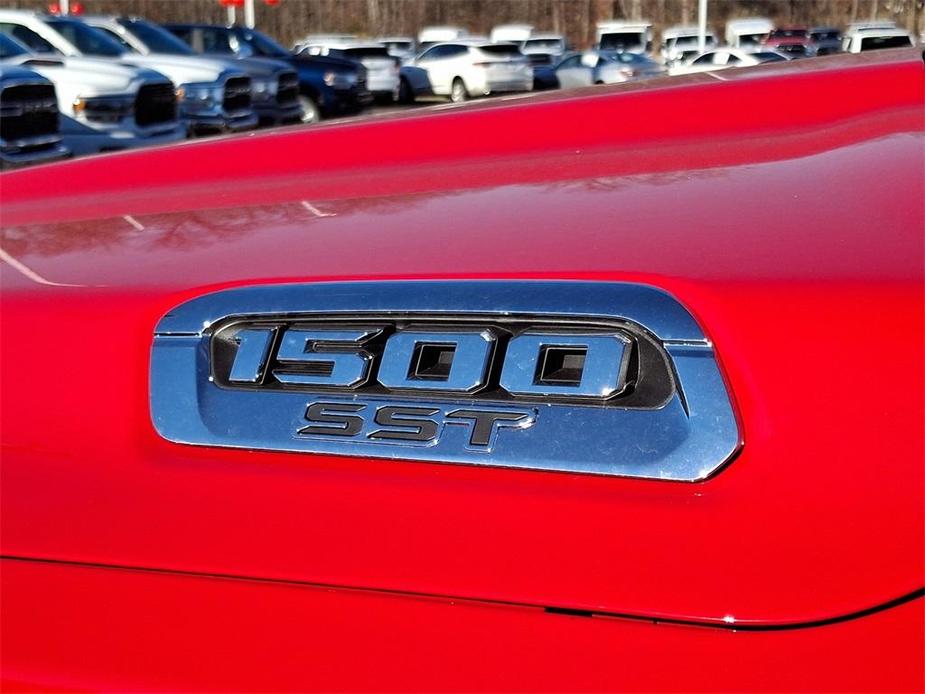 new 2025 Ram 1500 car, priced at $47,783