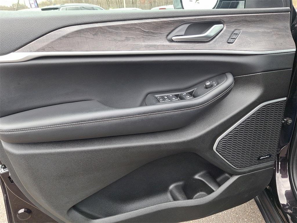 used 2022 Jeep Grand Cherokee 4xe car, priced at $34,110