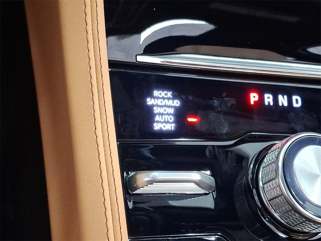 new 2025 Jeep Grand Cherokee car, priced at $67,486