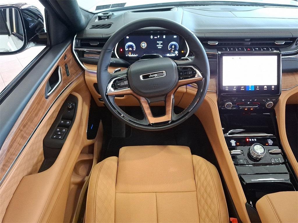 new 2025 Jeep Grand Cherokee car, priced at $67,486