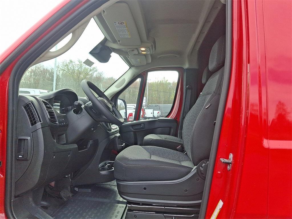 new 2025 Ram ProMaster 2500 car, priced at $51,147