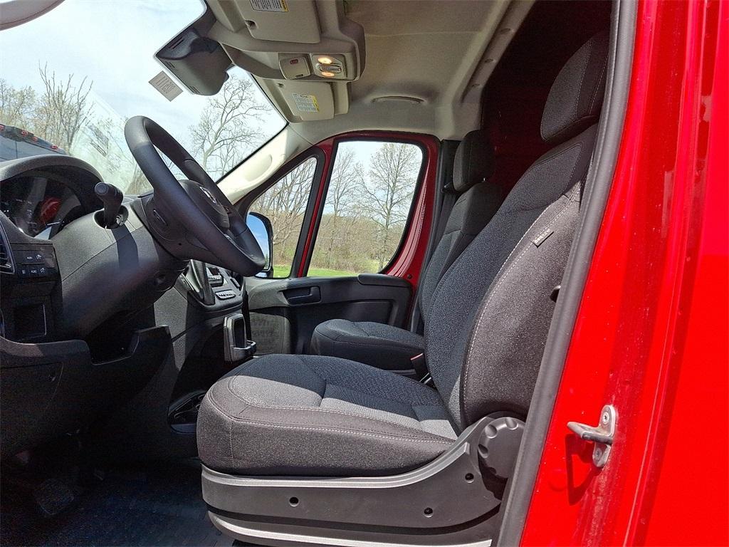 new 2025 Ram ProMaster 2500 car, priced at $51,147