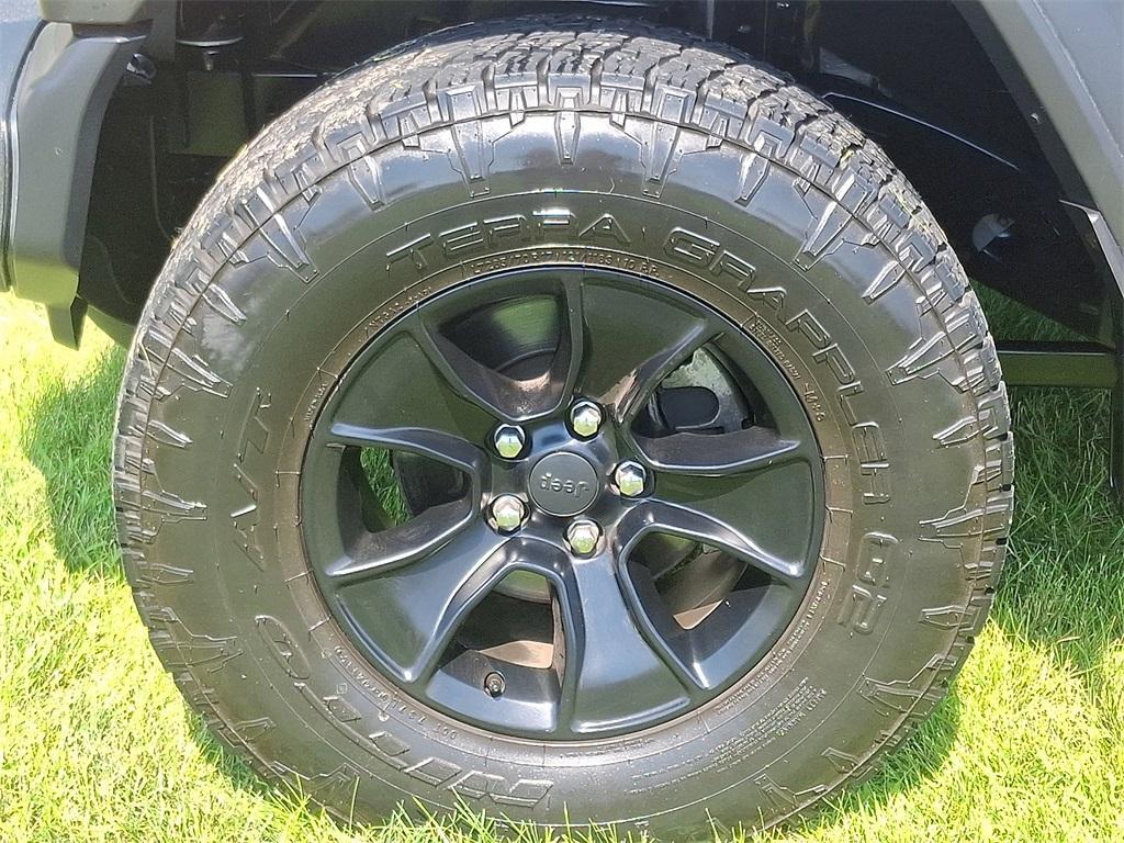 used 2020 Jeep Gladiator car, priced at $30,590