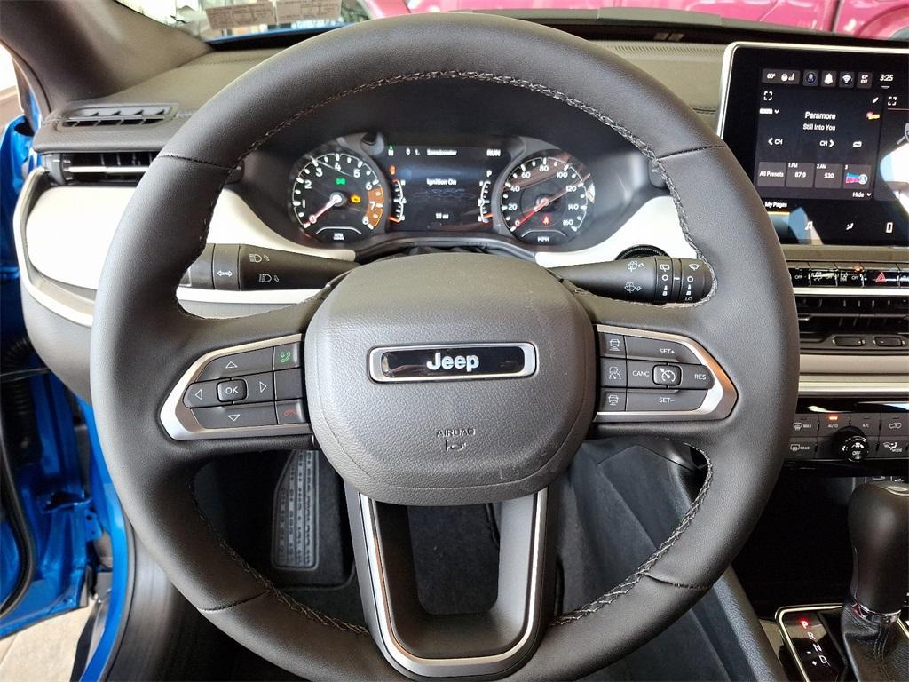 new 2025 Jeep Compass car, priced at $33,217