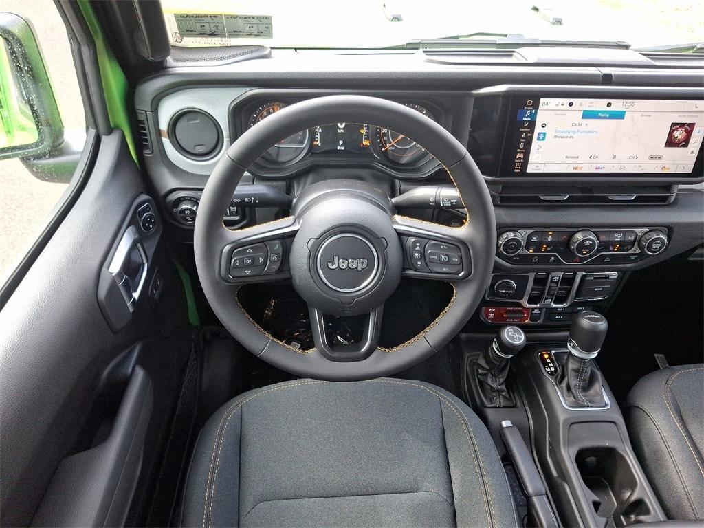 new 2025 Jeep Gladiator car, priced at $46,294