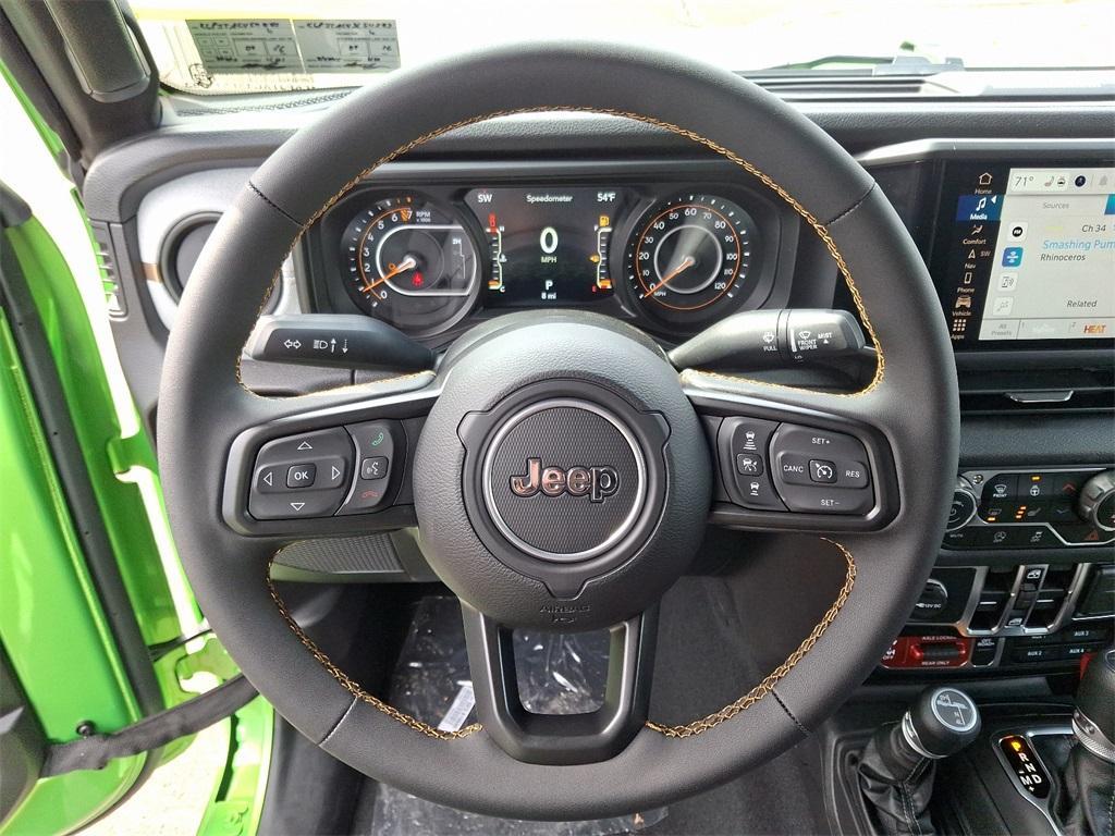 new 2025 Jeep Gladiator car, priced at $46,294