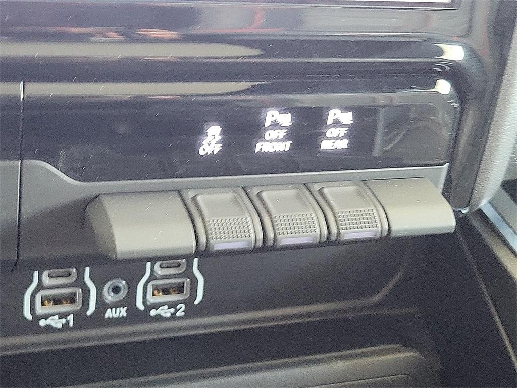 new 2025 Ram 1500 car