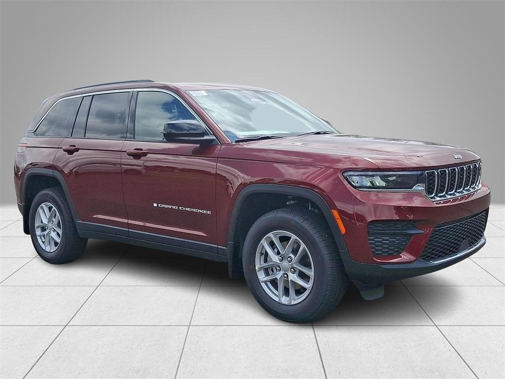 new 2025 Jeep Grand Cherokee car, priced at $44,595