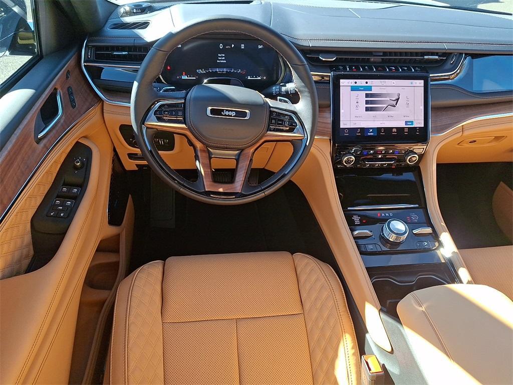 new 2025 Jeep Grand Cherokee L car, priced at $69,034