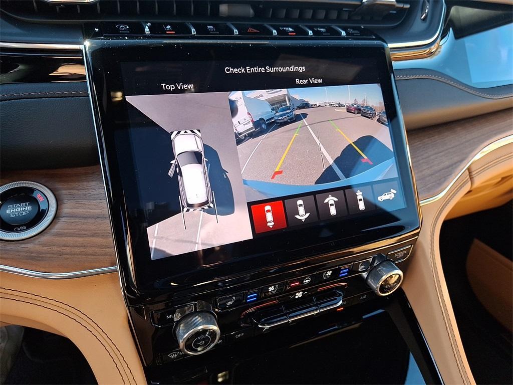 new 2025 Jeep Grand Cherokee L car, priced at $69,034