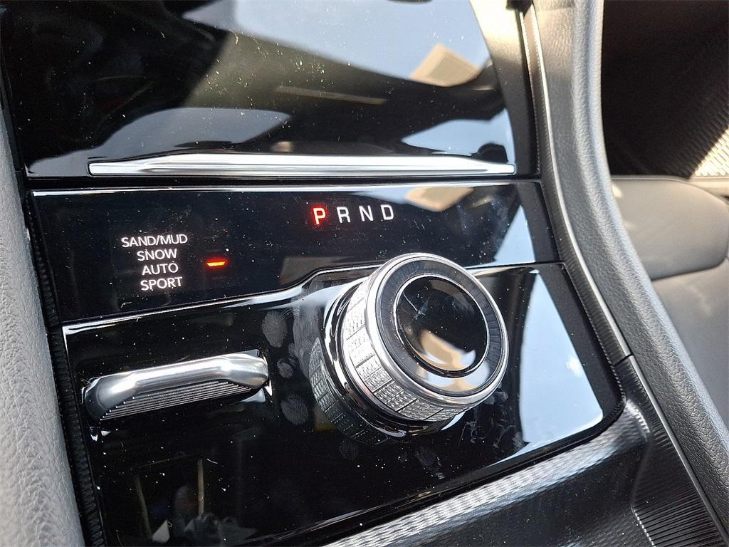 new 2025 Jeep Grand Cherokee L car, priced at $52,057