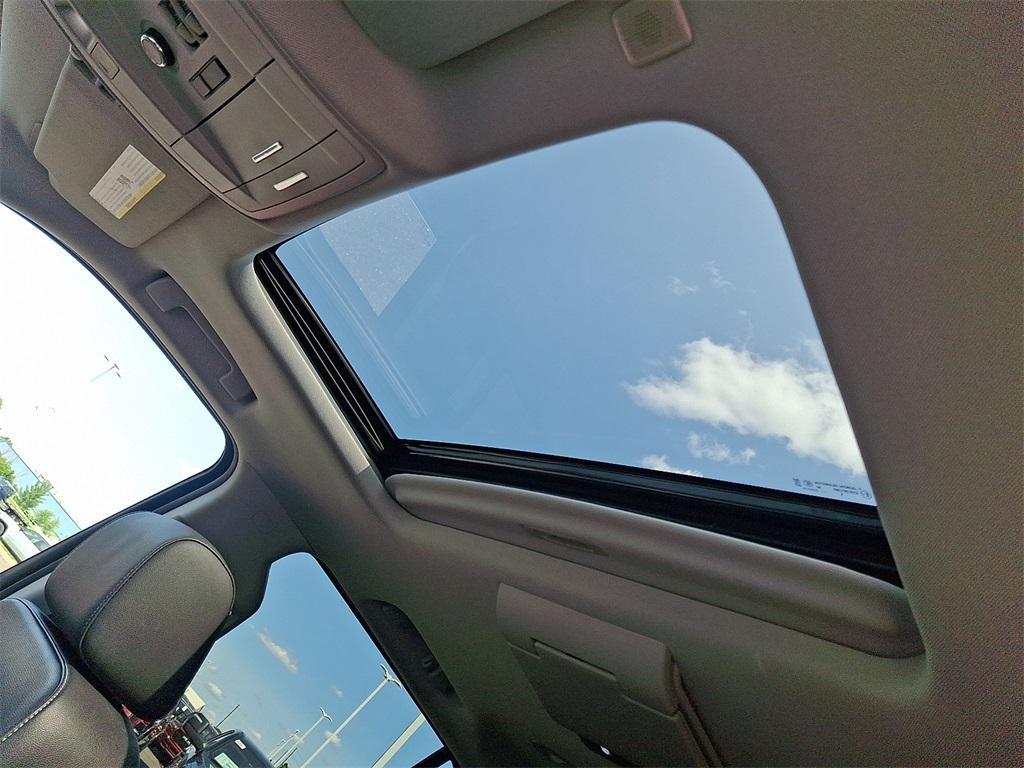 used 2019 GMC Yukon car, priced at $33,665