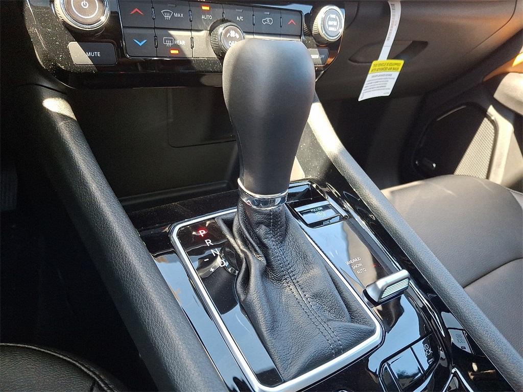 new 2025 Jeep Compass car, priced at $36,118