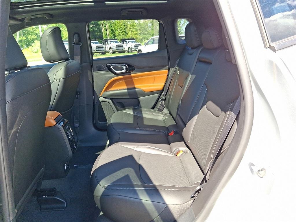 new 2025 Jeep Compass car, priced at $38,607