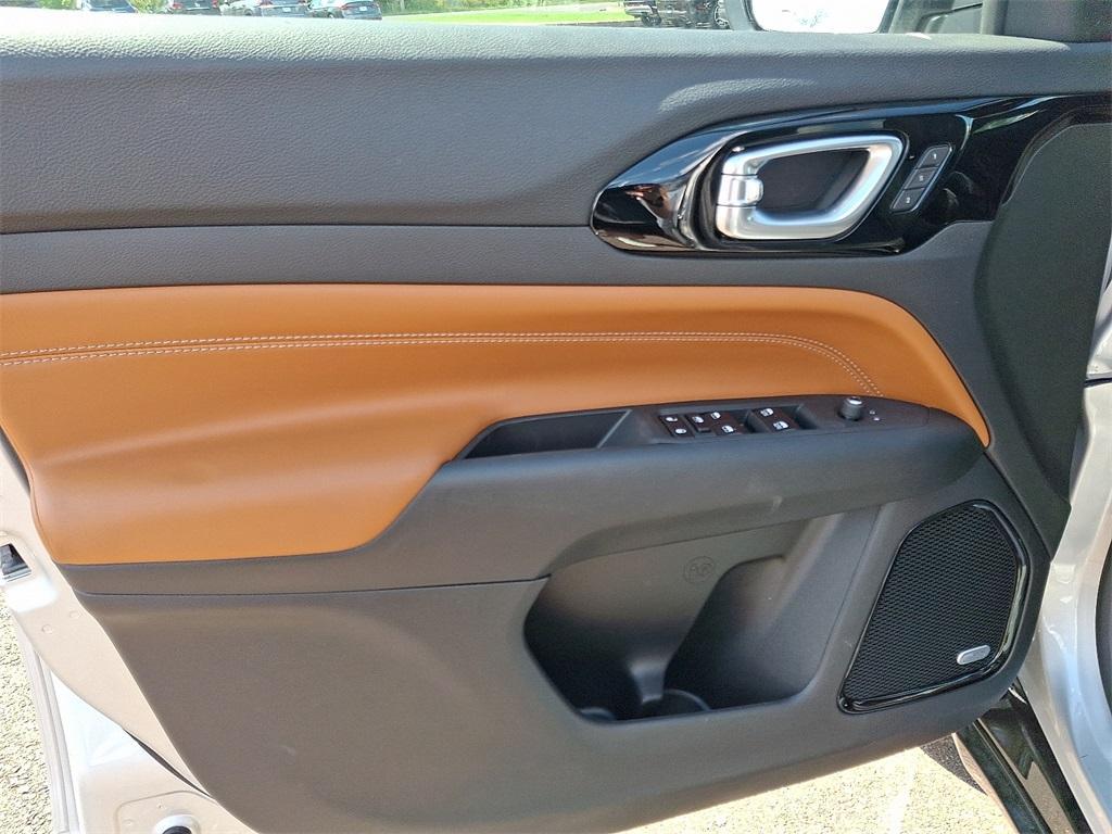 new 2025 Jeep Compass car, priced at $38,607