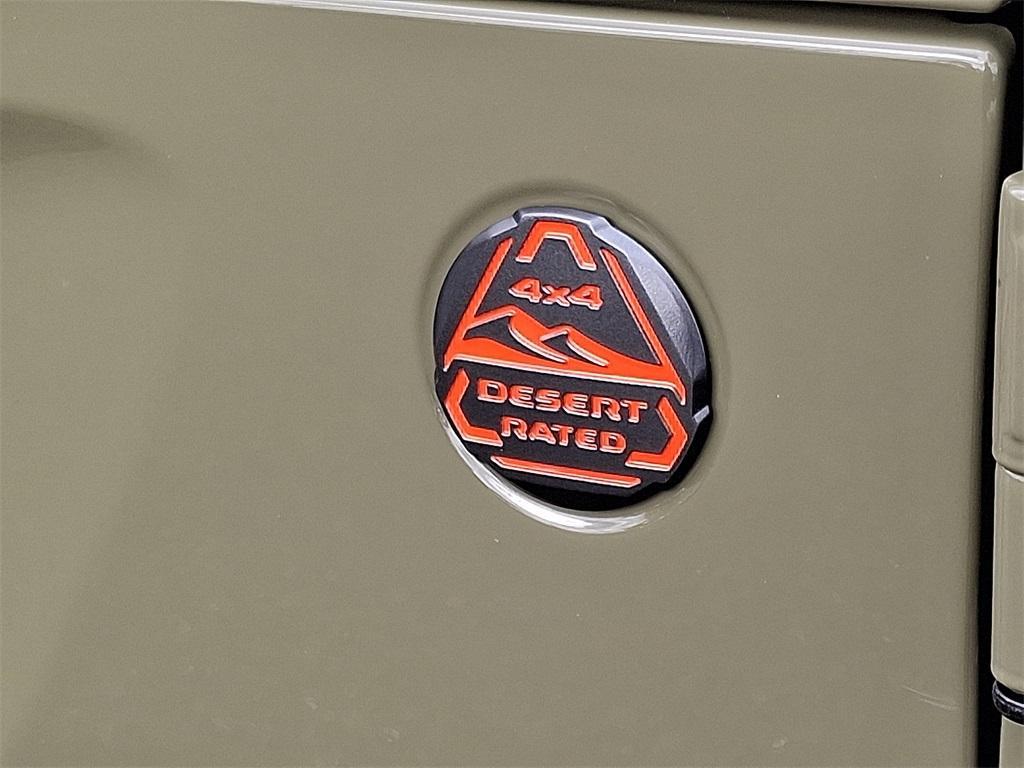new 2025 Jeep Gladiator car, priced at $49,138