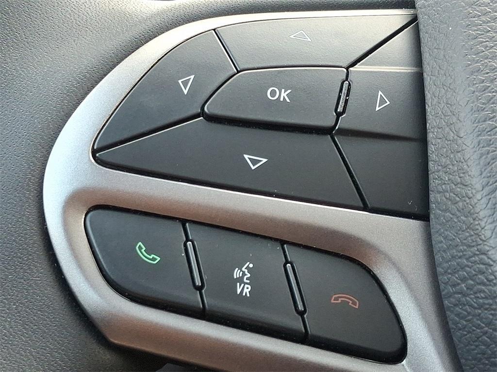 used 2021 Jeep Cherokee car, priced at $22,939