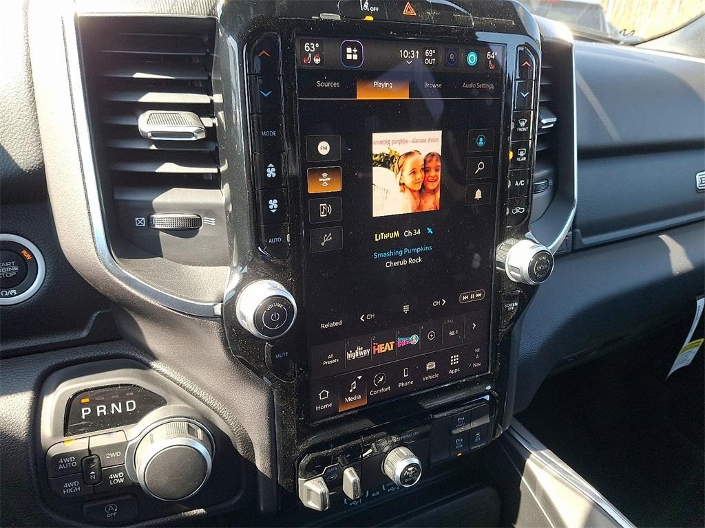 new 2025 Ram 1500 car, priced at $56,513