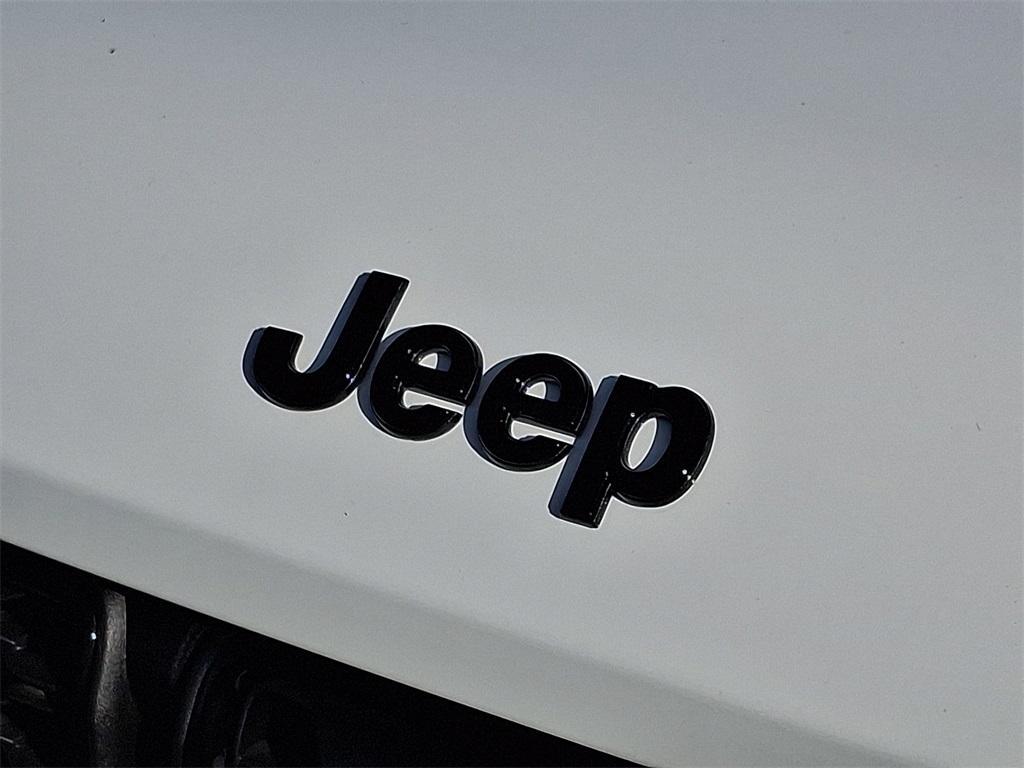 new 2025 Jeep Grand Cherokee L car, priced at $49,453