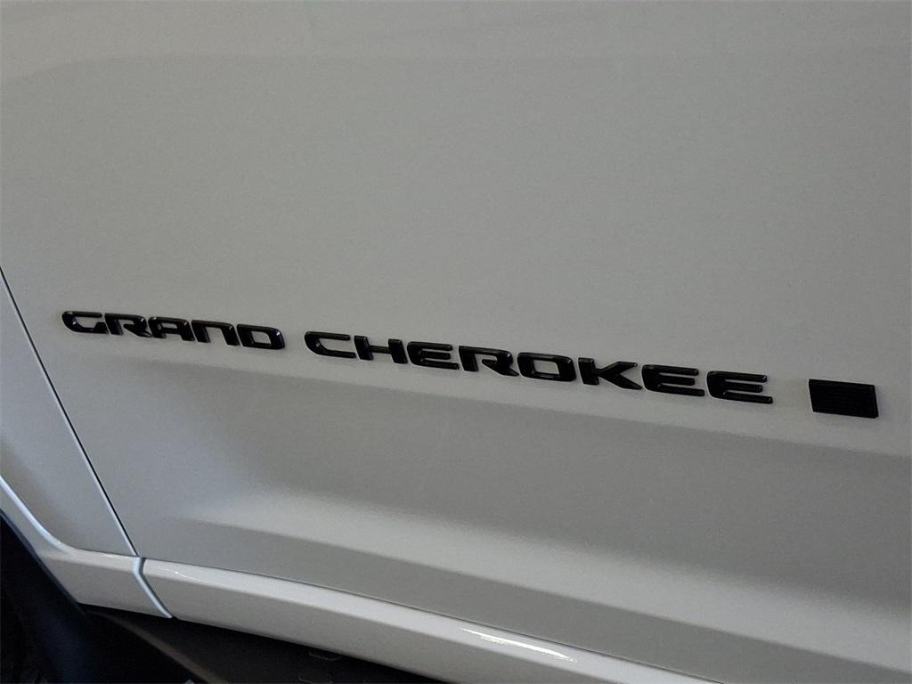 new 2025 Jeep Grand Cherokee L car, priced at $74,369