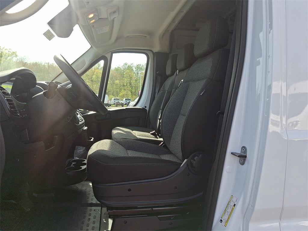 new 2025 Ram ProMaster 2500 car, priced at $51,547